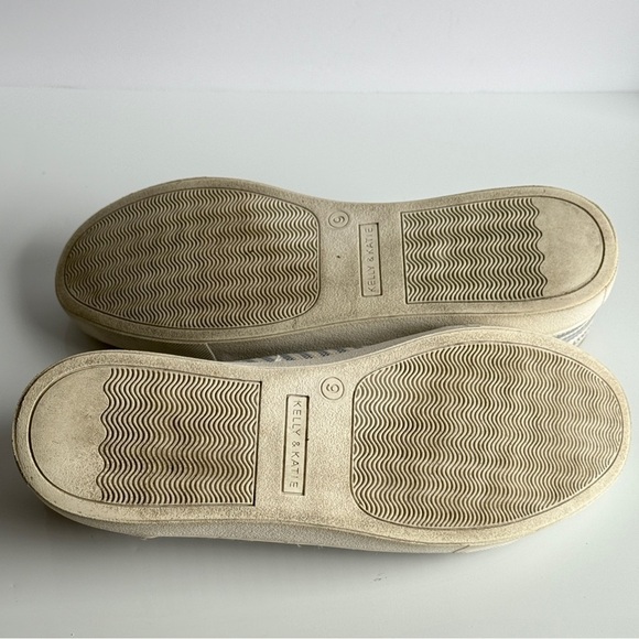 Kelly & Katie Striped Canvas Slip-On Shoes Size 9 - Picture 8 of 8